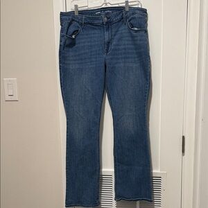 Kicker boot cut mid rise